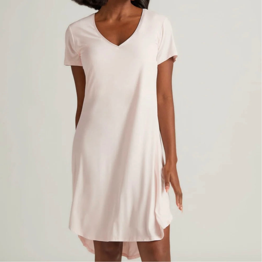 Faceplant Dreams Claire Short Sleeve Nightgown: Pink