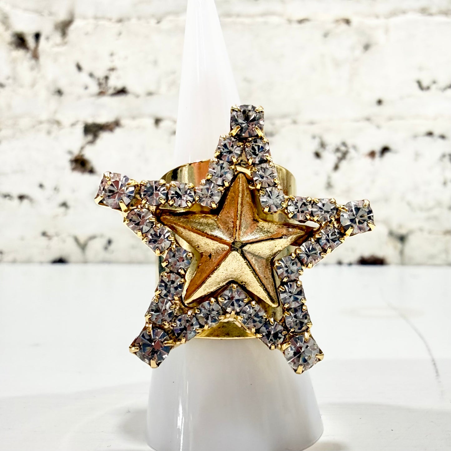 TOVA Super Star Ring - Antique Gold