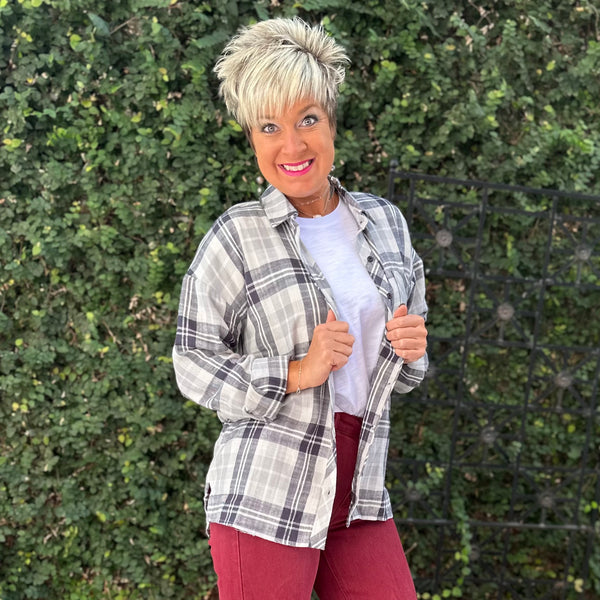 The Perfect Boyfriend Flannel- Navy