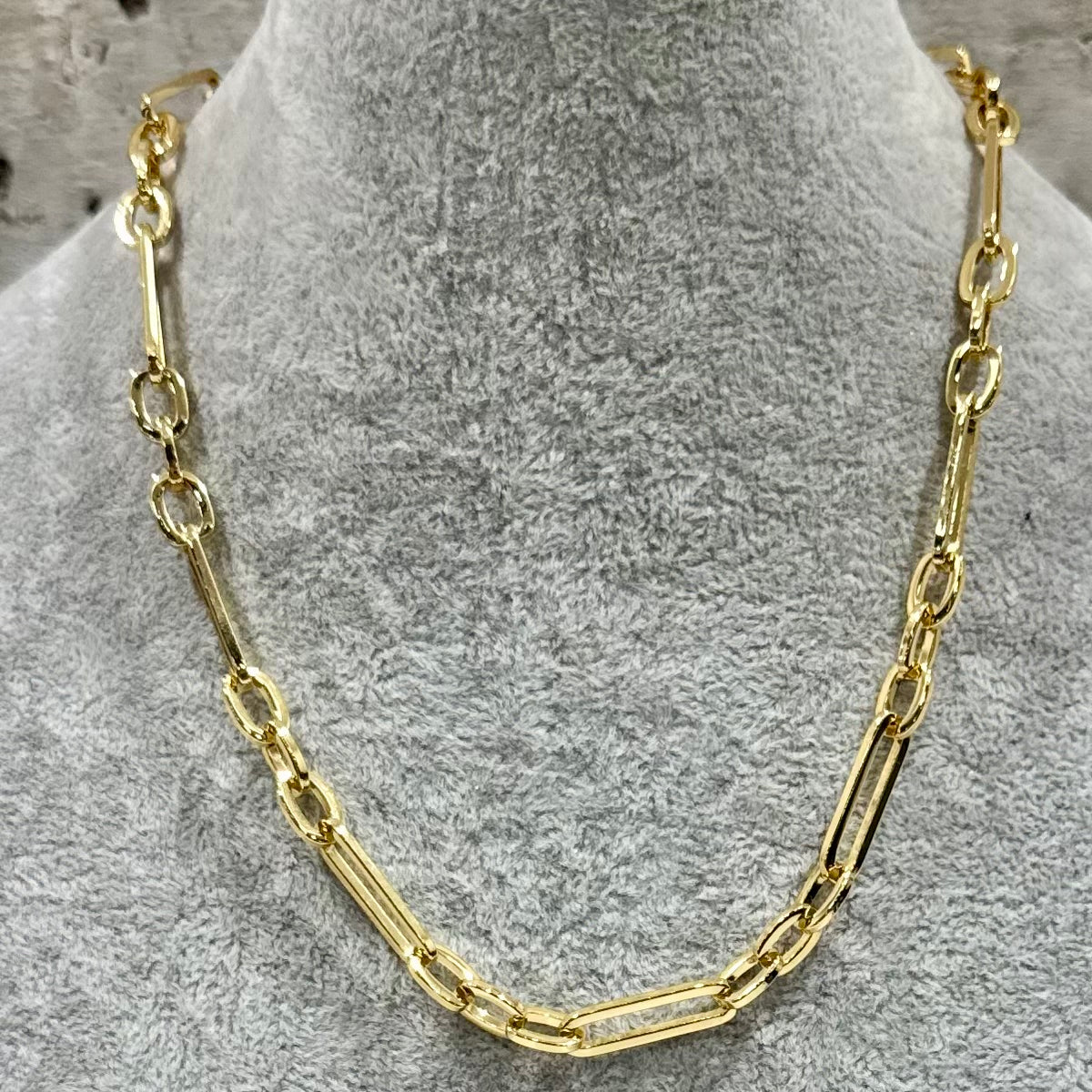 Large Chain - Gold