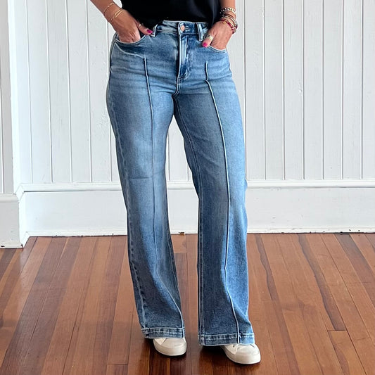 Risen High Waist Wide Leg Pintuck Jeans - Medium