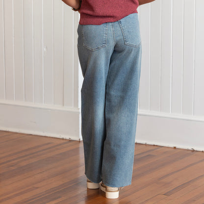 Judy Blue HW Wilhemina Retro Baggy Jean - Medium