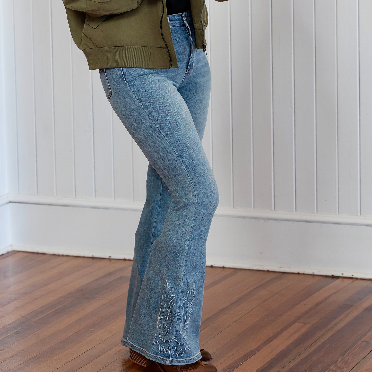 Judy Blue HW Embroidery Detail Flare