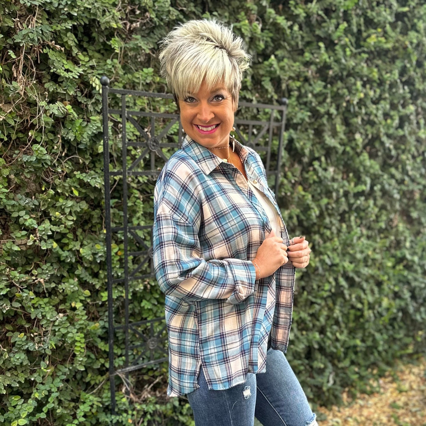 The Perfect Boyfriend Flannel- Teal