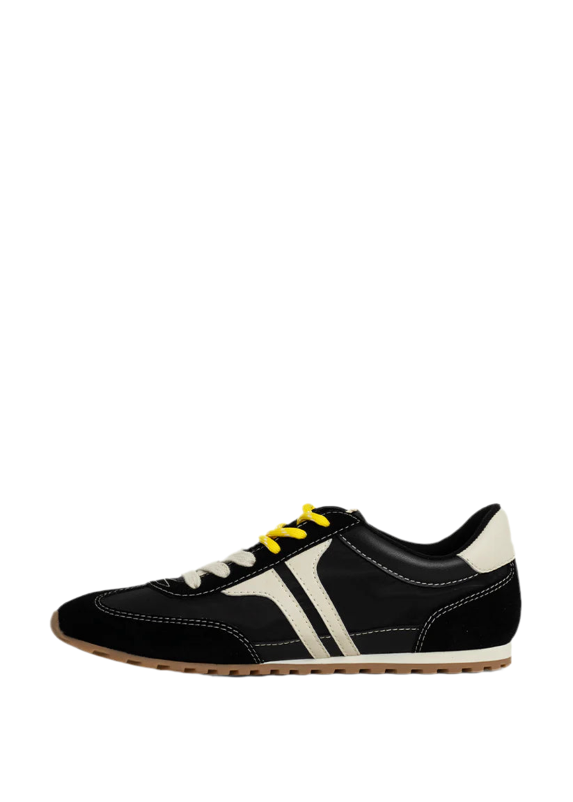 Sarah Sneaker- Black