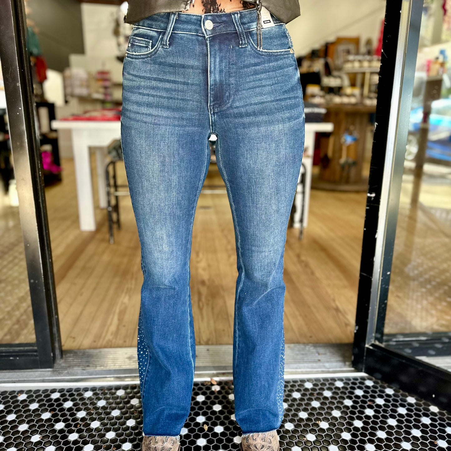 Judy Blue Midrise Rhinestone Flare Jeans