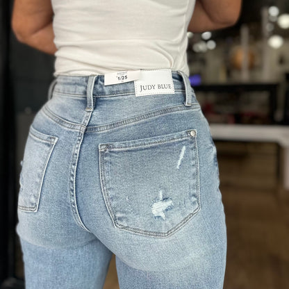 Judy Blue MR Light Wash Dad Jean