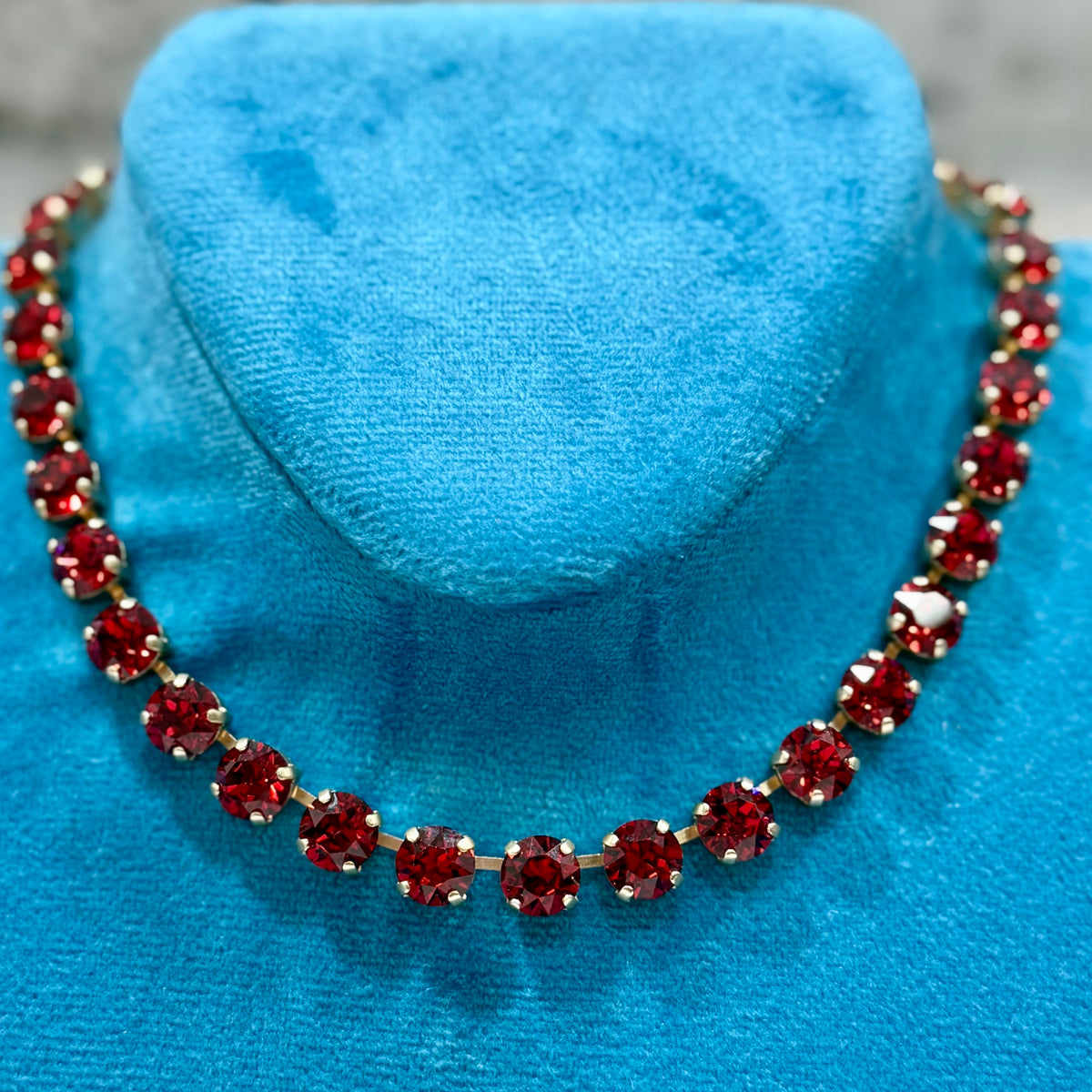 TOVA Oakland Necklace - Scarlet