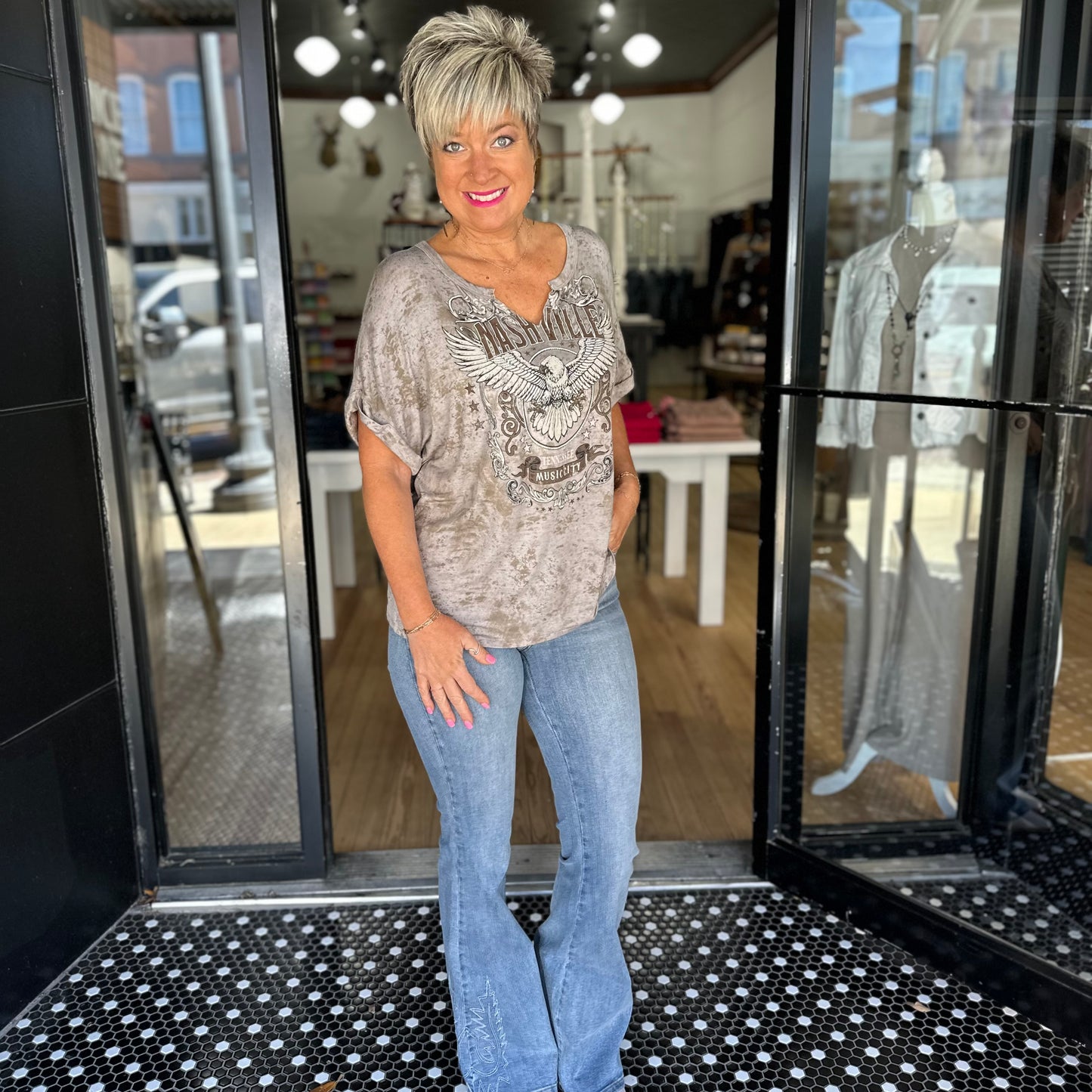 Nashville Vibes Shirt- Taupe