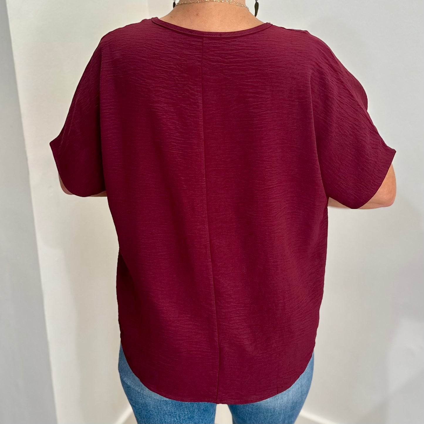 Rumor has it Top - Burgundy