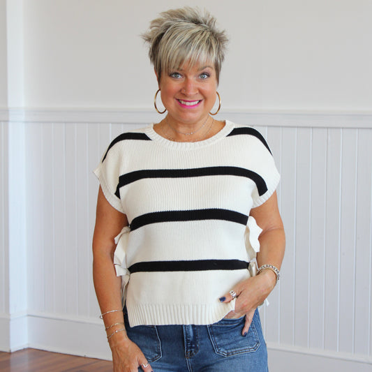 It's Bow Season Top- Cream/Black