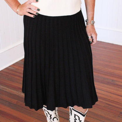 "Sweater Weather" Skirt- Black