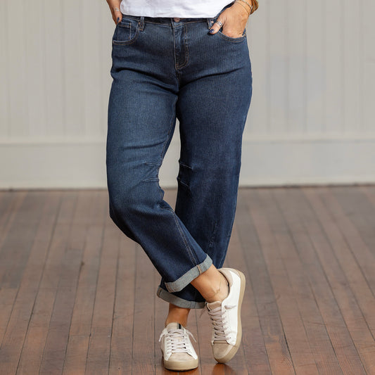 Risen Crop Barrel Texture Jeans - Dark