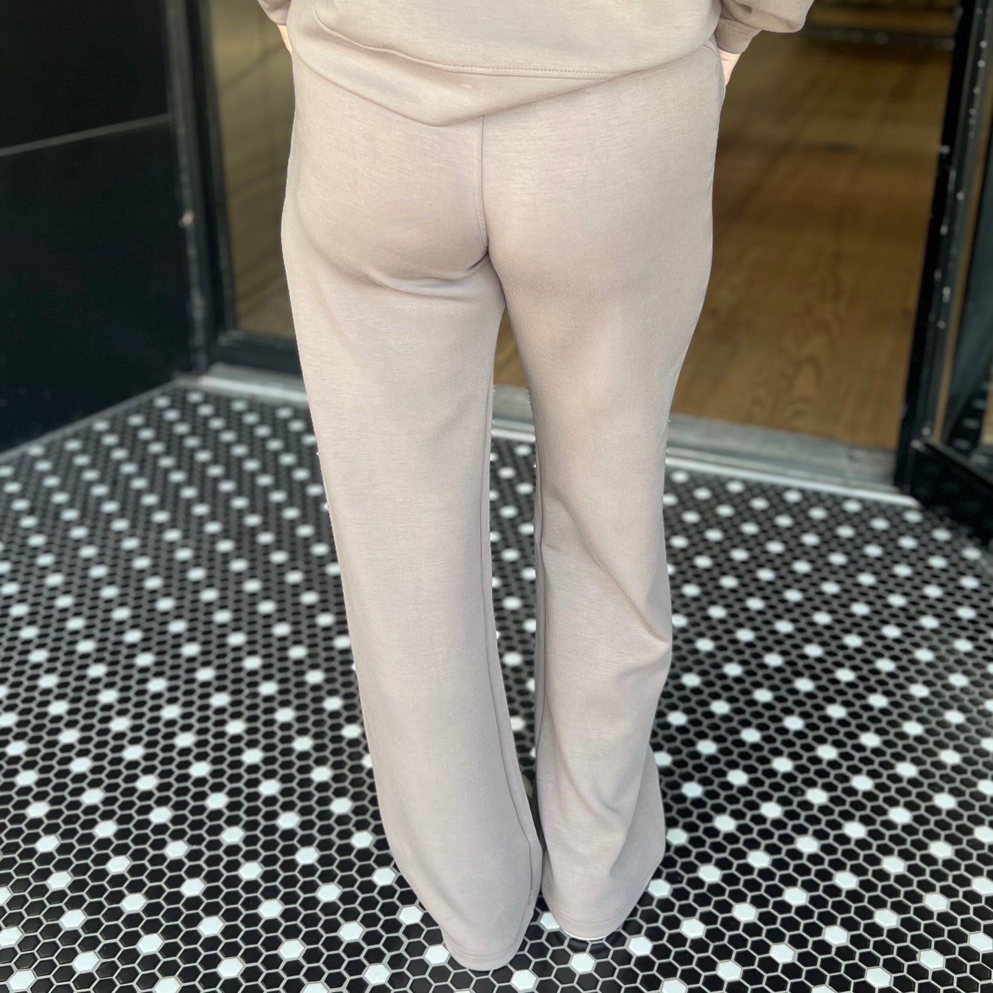 Scuba Straight Pant - Mocha