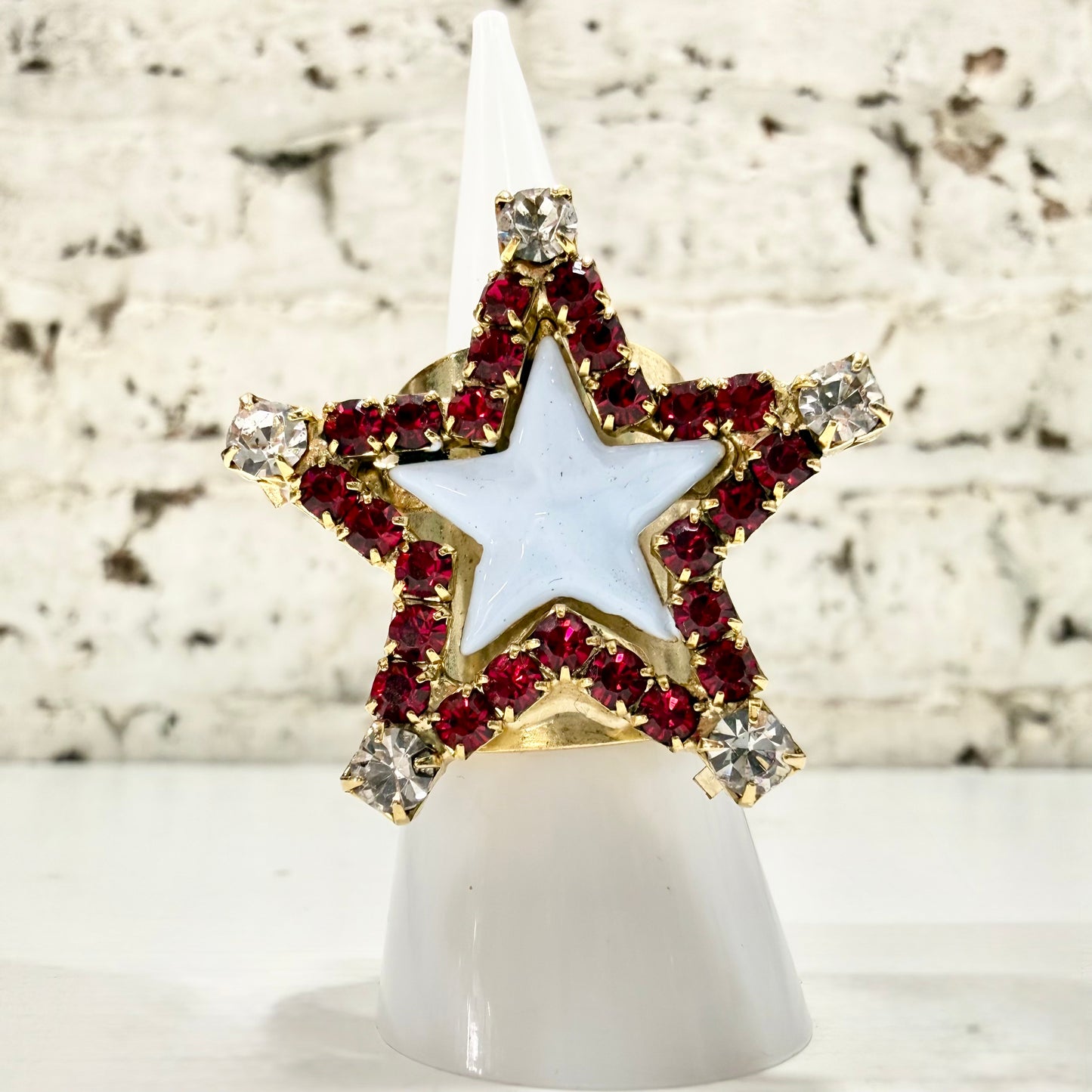 TOVA Super Star Ring - Enamel Red