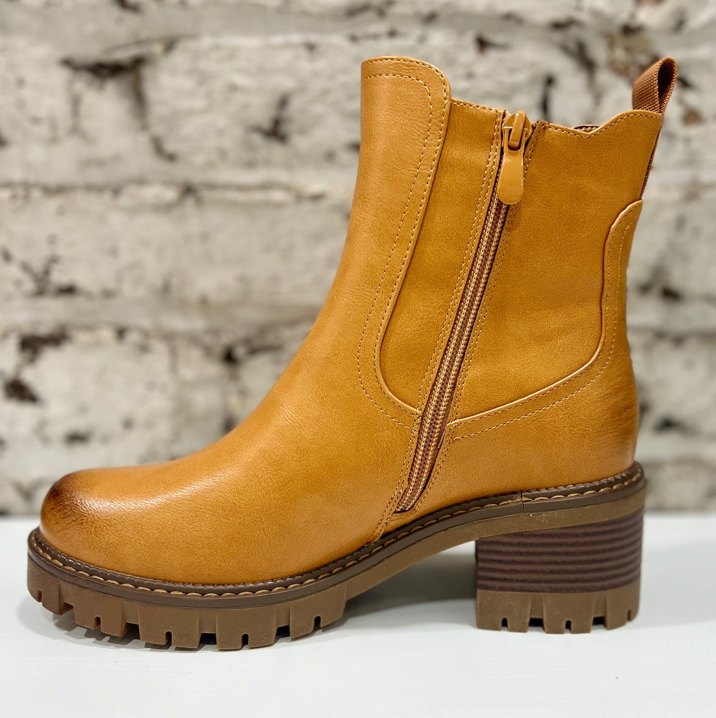 Solo Boot - New Tan