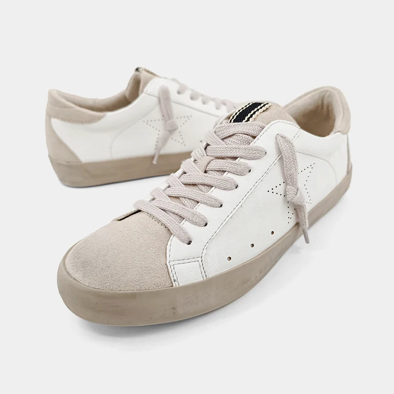 Mia Sneaker - White