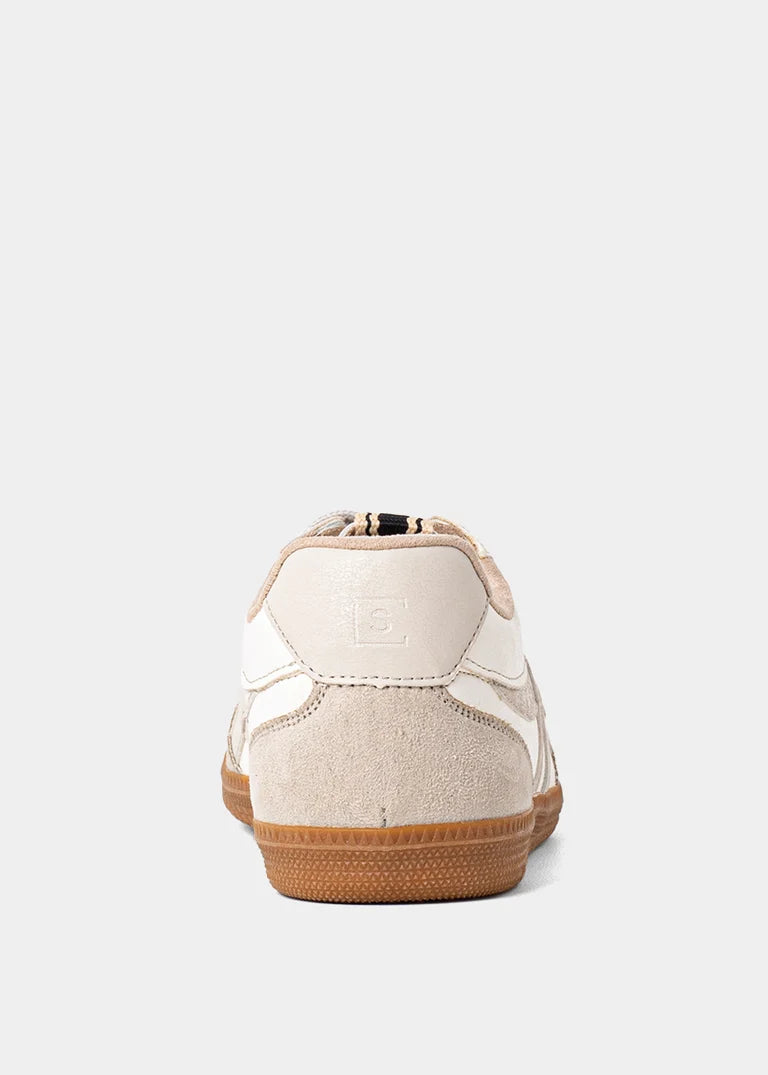 Sasha Sneaker - White