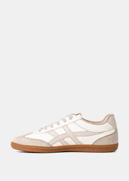 Sasha Sneaker - White