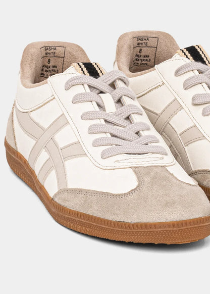 Sasha Sneaker - White