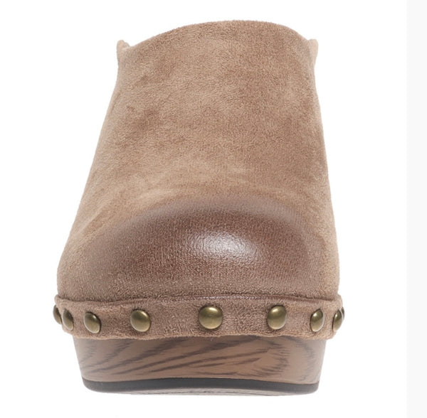 Pam Wedge Bootie-Wheat