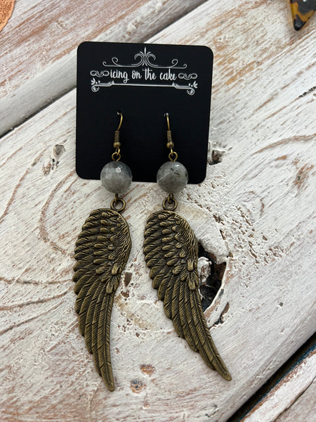 An Angel Wing Earring - Assorted