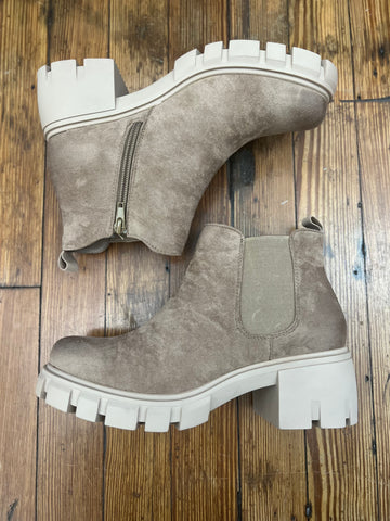 A Camden Boot - Taupe Suede