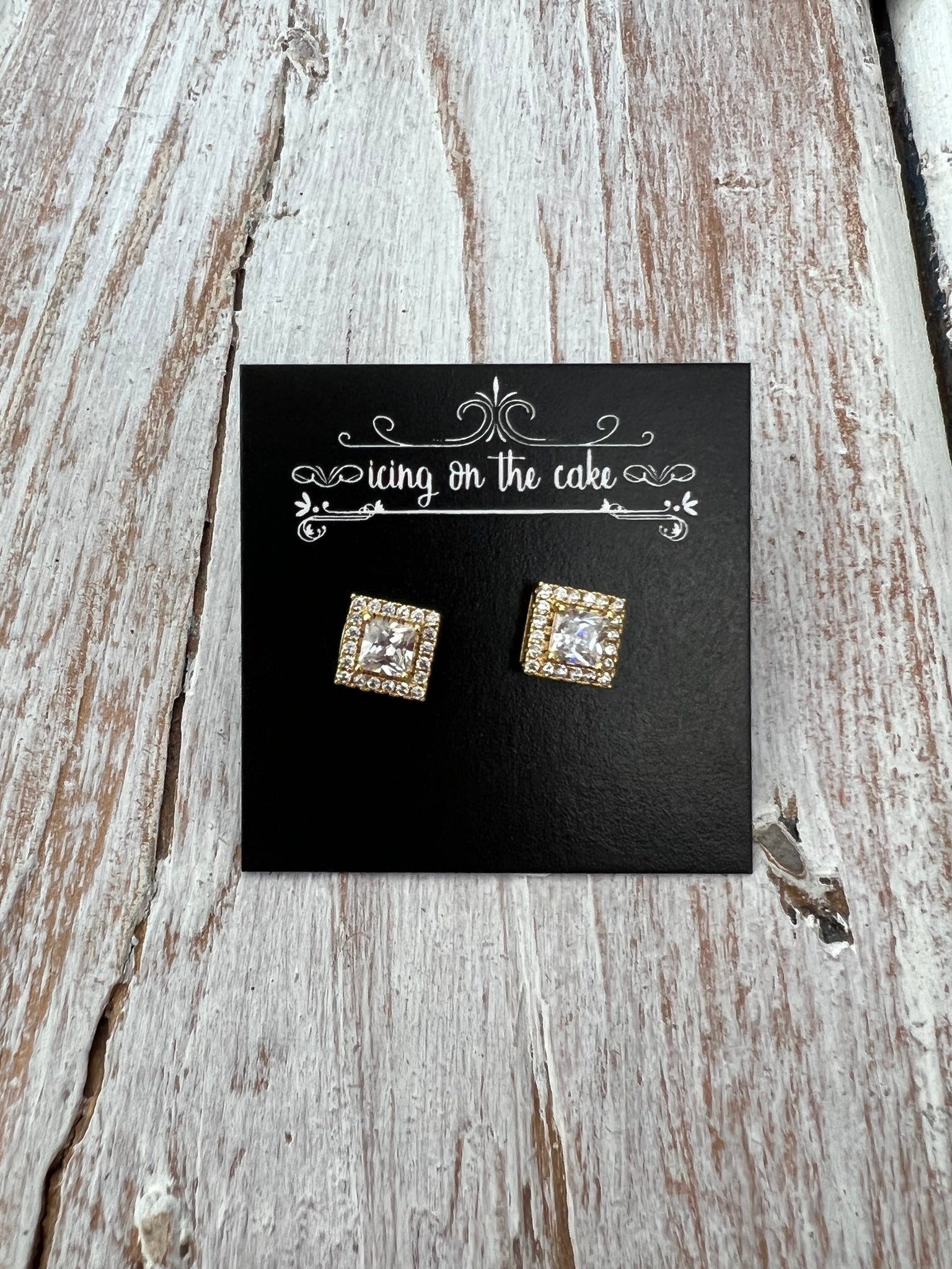 A Sqaure Diamond Stud